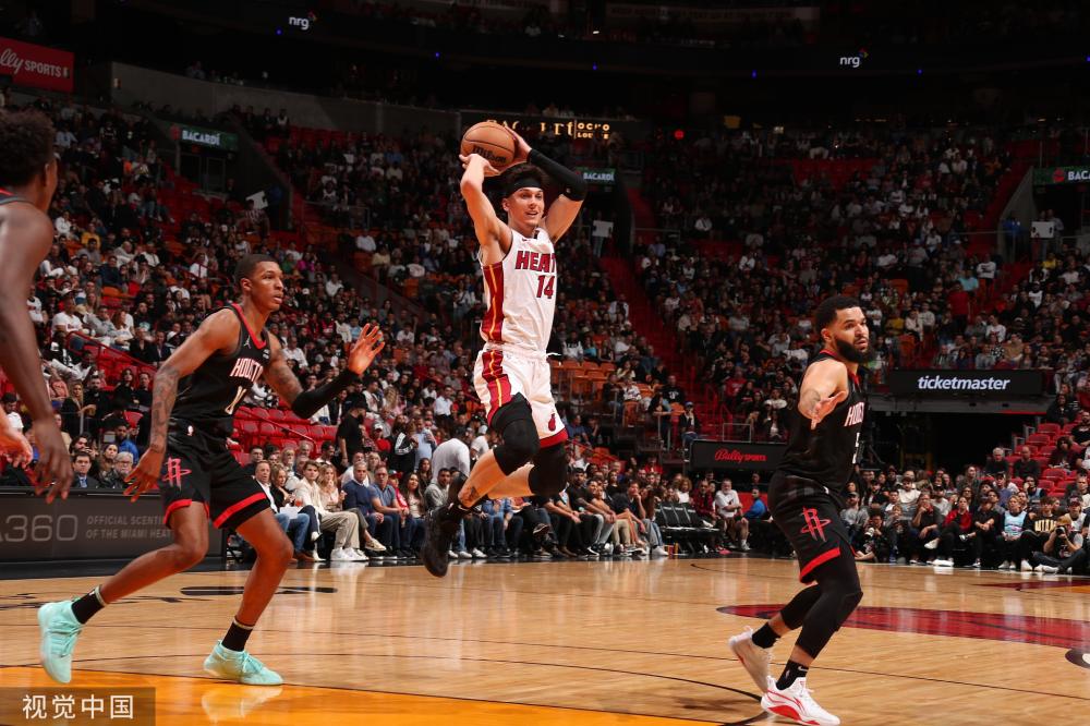 美国等女足 美国等女足