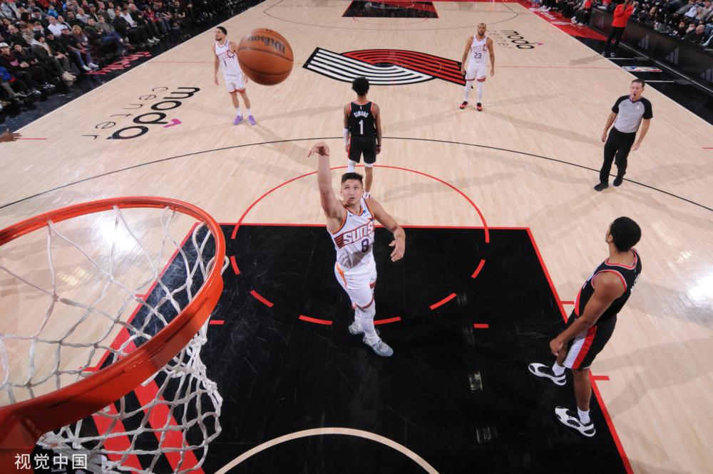 惊艳全场但 惊艳全场但