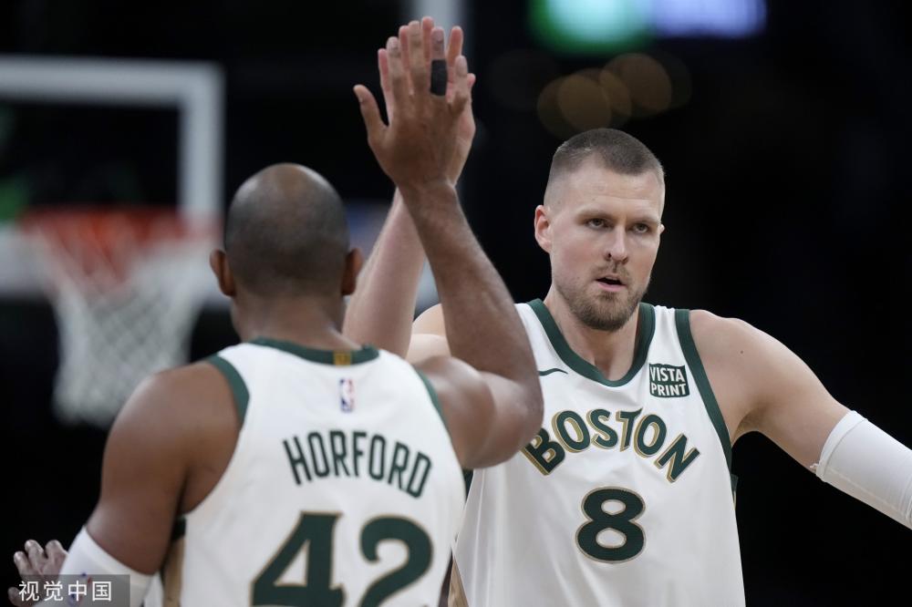 从而在比赛 从而在比赛